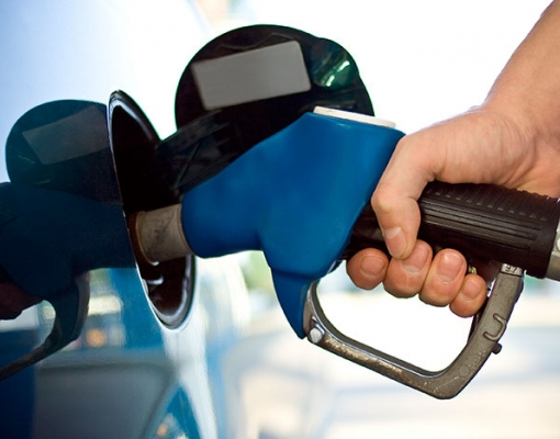 Retorno da cobrança de PIS/Cofins, de R$ 0,12 por litro do etanol hidratado, a partir de 1º de janeiro de 2017, deve gerar aumento de preços ao consumidor e, consequentemente, reduzir a demanda pelo combustível às companhias