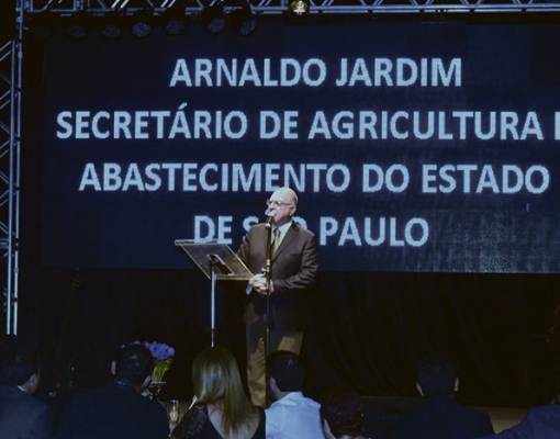 Secretário Arnaldo jardim representou o governador Geraldo Alckmin na inauguração