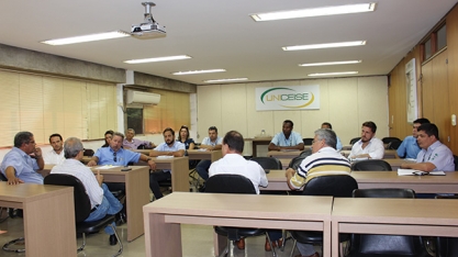 Grupo discute planejamento para desafogar trânsito nas marginais de Sertãozinho
