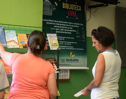 Ao ser implantado na UBS “José Pereira de Carvalho”, o Programa “Biblioteca Livre” despertou interesse imediato nos cidadãos que aguardavam atendimento no local