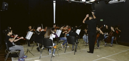 MÚSICA - CEU das Artes oferece vagas para aulas de violino e canto coral