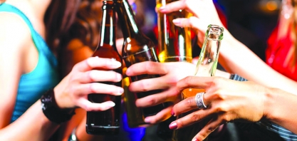 Câmara aprova e vai à sanção projeto que criminaliza venda de bebidas a menores
