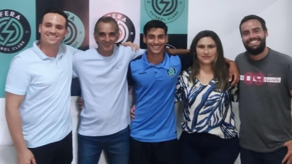 Complexo Esportivo EF7  - Atleta da EF7 Intermediação assina contrato profissional