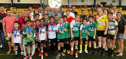 Fábio Carille Escola de Futebol  Sucesso total o encerramento do campeonato interno