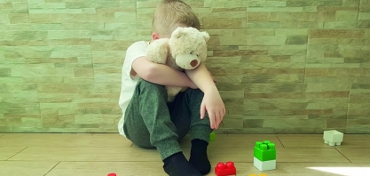 Mães de crianças autistas lutam contra a falta de tratamento para os filhos