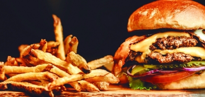 No Dia Mundial do Hambúrguer, Festa da Firma, maior perfil de humor e memes do mundo corporativo, lança 1ª edição do Happy Burger
