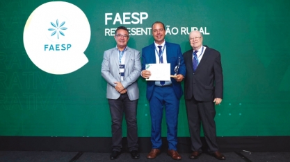 FAESP recebe prêmio Visão Agro-Sul, em Piracicaba/SP, por excelência na gestão de Administração