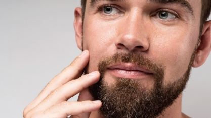 Calvície na barba afeta a autoestima de muitos homens, mas tem solução