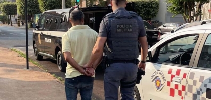 Policiais militares da Força Tática do 43ºBPM/I prenderam em flagrante um homem em posse.