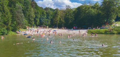 Lagoa do parque ecológico de Sertãozinho é reaberta para nado 