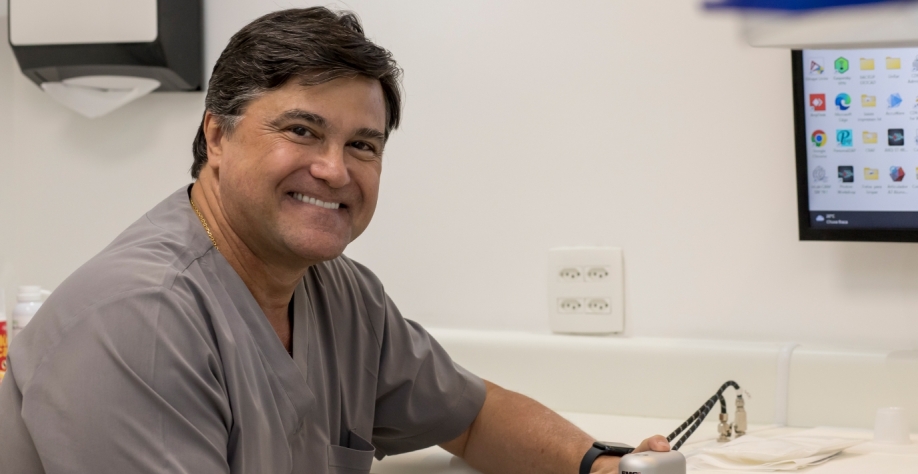 Sensibilidade nos dentes afeta mais de 40 milhões brasileiros e exige atenção aos hábitos diários