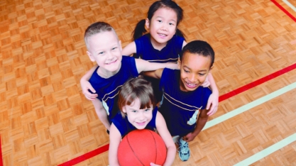 Projeto de basquete tem vagas abertas para crianças e adolescentes em Cruz das Posses