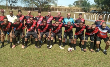 Campeonatos Máster e Sênior  No Máster, o Arsenal vence o Fogueira