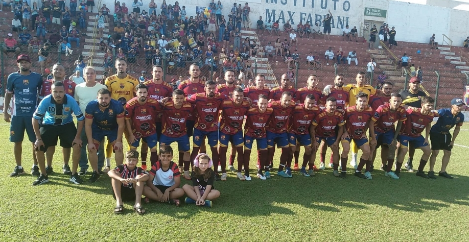 Na 1ª Divisão, a equipe do Paraíso se garante na grande final