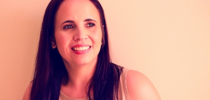 Uma crítica social sobre o apagamento das mulheres