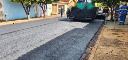 Prefeitura avança com plano de recuperação asfáltica e inicia novo recapeamento