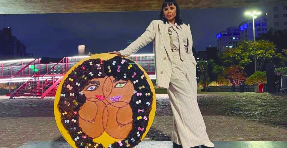 Manoela Bourel: artista plástica, mãe atípica e autista