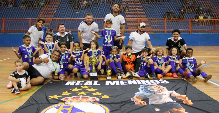 Finais das categorias Sub-10, Sub-16 e Sub-20 foram de bons jogos e muita emoção em quadra