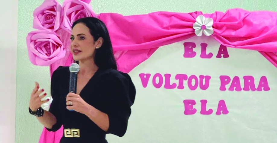 Dra. Rita participa de encontro com mulheres em Catanduva