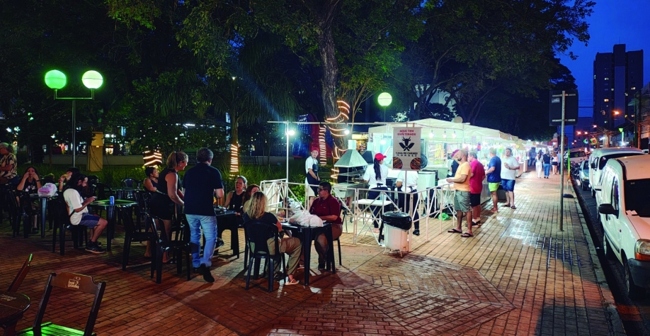 Festival Gastronômico movimenta a Praça 21 de Abril neste fim de semana