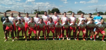 Cruz Atletico Cruz das Posses empata com equipe do Penharol em um grande jogo 