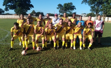 No Máster, a equipe do Arsenal goleia o Amigos FC na rodada