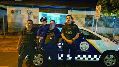 GCM de Pitangueiras recebe a visita do pequeno Kauan, de 5 anos, apaixonado pela corporação