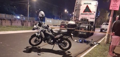 Jovem de 18 anos fica gravemente ferida após acidente entre carreta e bicicleta elétrica em Sertãozinho