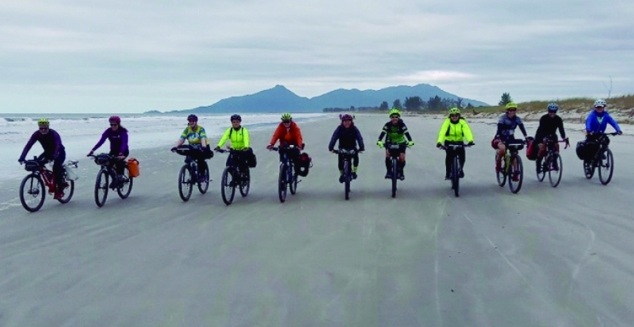Sobre duas rodas: cicloturismo nas estâncias paulistas