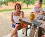 Ela é muito chique: Leila Zanini Sverzut passa temporada na fazenda de Mato Grosso...